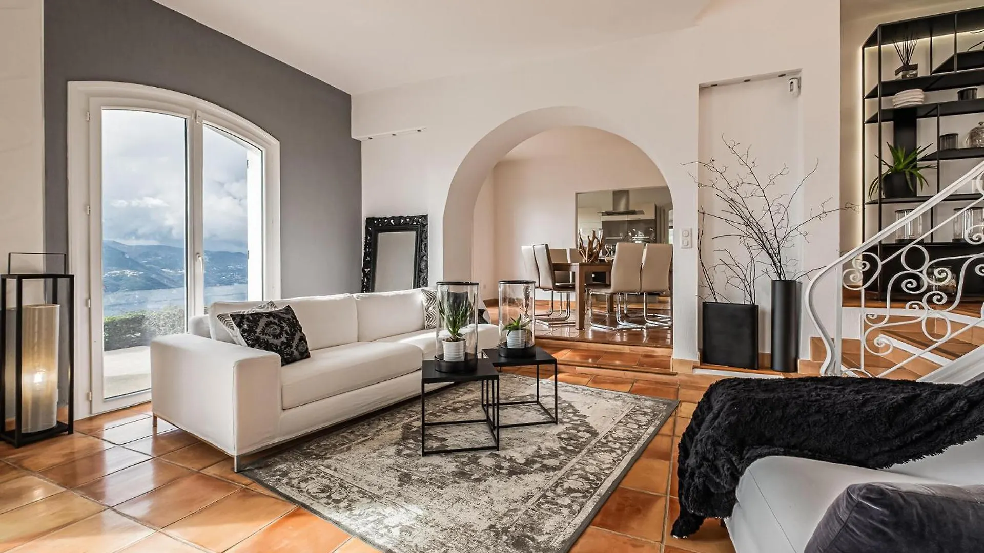 Stunning Home In Aspremont Aspremont  Holiday home Aspremont ( Alpes-Maritimes)