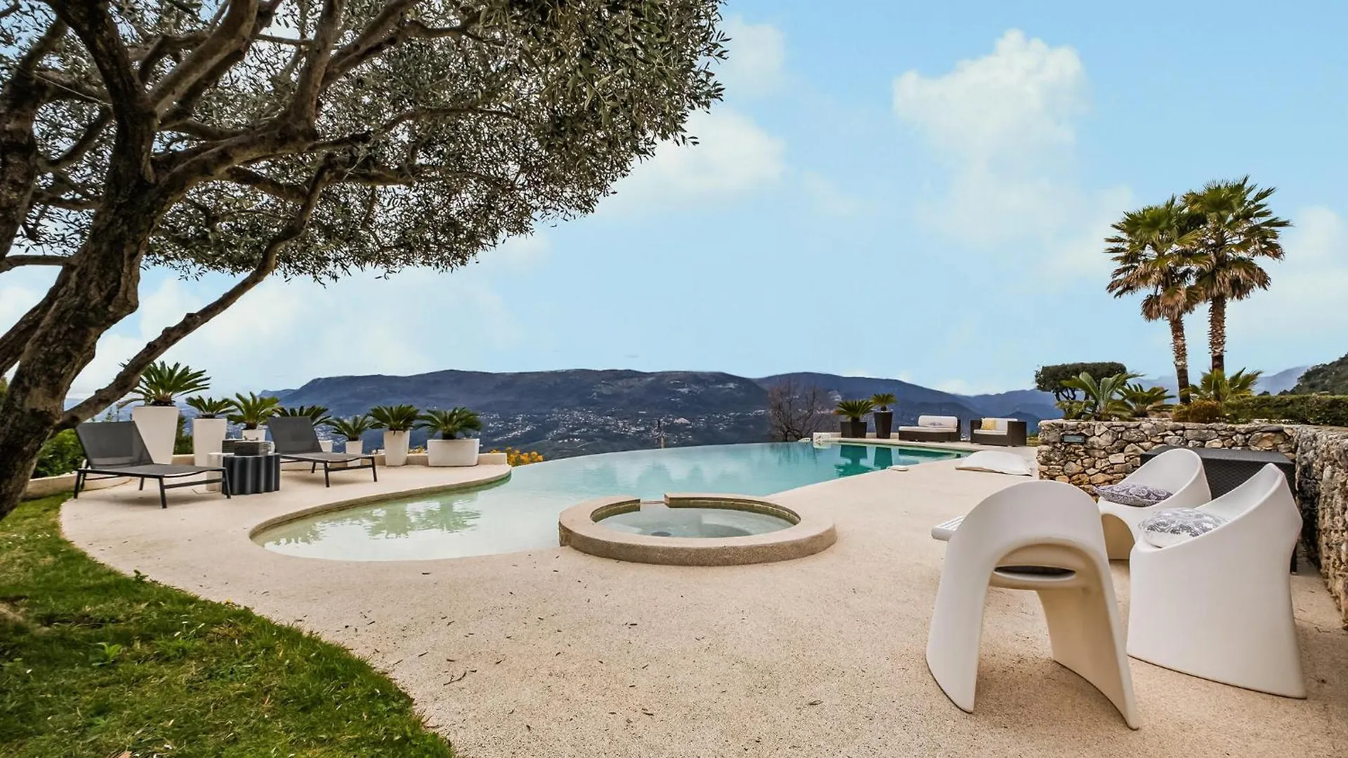 Holiday home Stunning Home In Aspremont Aspremont