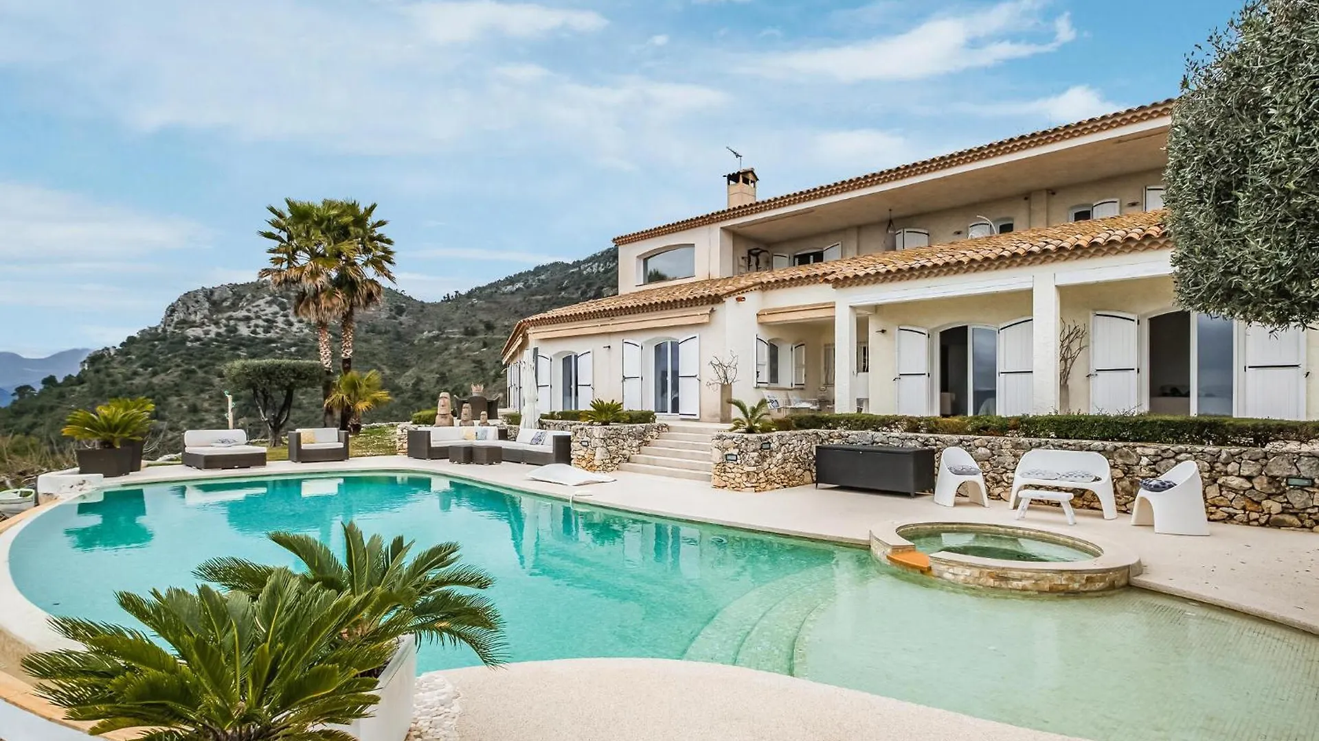 Stunning Home In Aspremont Aspremont